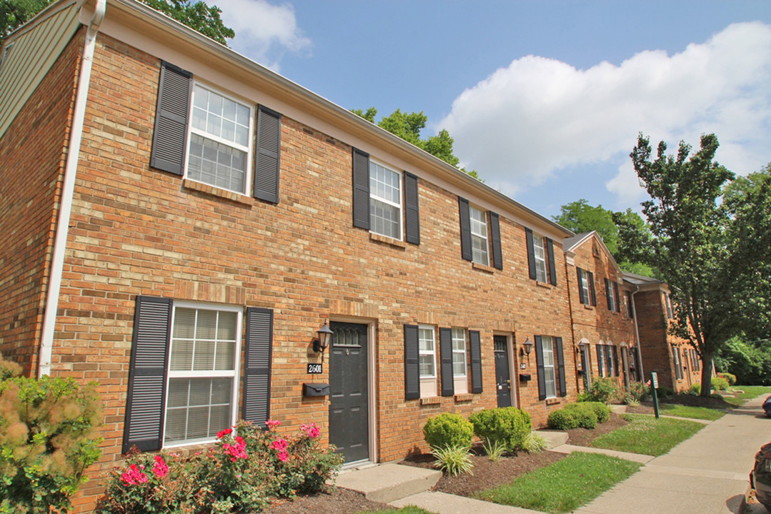 Montana Valley in Cincinnati, OH - Building Photo