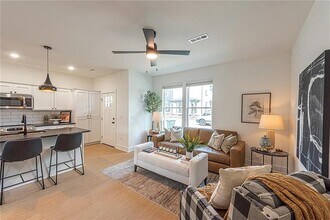 3199 W Tulsa St in Fayetteville, AR - Building Photo - Building Photo