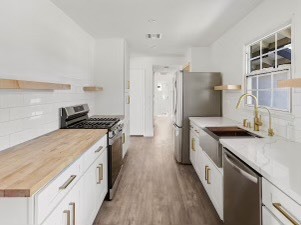 property at 2852 Calle Quebracho