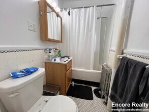 116 Washington St, Unit 55 in Boston, MA - Foto de edificio - Building Photo