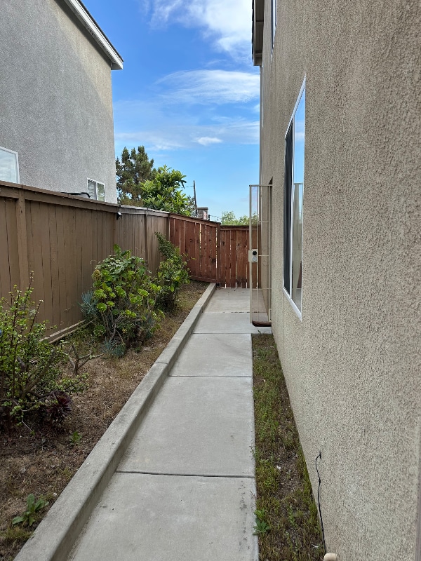 1624 Hillsborough St in Chula Vista, CA - Building Photo - Building Photo