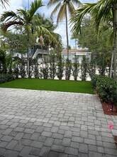 420 SE 16th St in Fort Lauderdale, FL - Foto de edificio - Building Photo