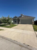 202 Lemongrass Dr in Princeton, TX - Building Photo