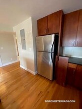 29E Humphreys St in Boston, MA - Building Photo - Building Photo