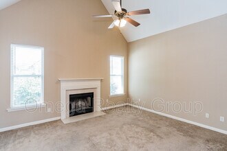 1144 Washington Dr in Moody, AL - Building Photo - Building Photo