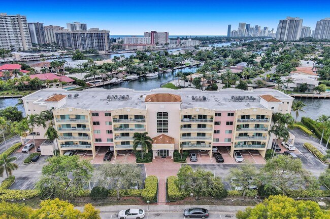 201 Golden Isles Dr, Unit 507 in Hallandale Beach, FL - Building Photo - Building Photo