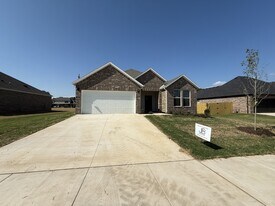 512 West Gosling Isle in Farmington, AR - Building Photo