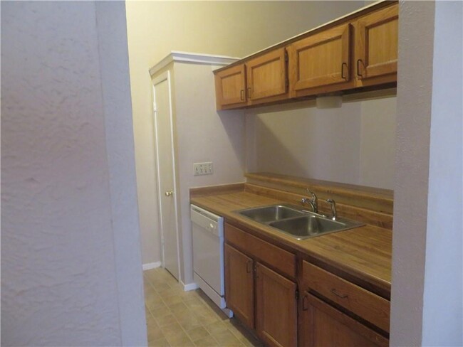 3709 Leafield Dr in Austin, TX - Building Photo - Building Photo