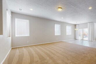 8912 Zephyr Pl NW in Albuquerque, NM - Building Photo - Building Photo