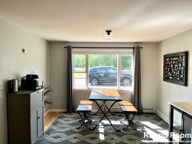 100 Church St, Unit A in Waltham, MA - Building Photo - Building Photo