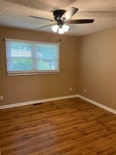 1403 Fairview Ave in Bowling Green, KY - Building Photo - Building Photo