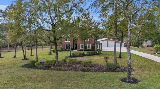 203 Mapleleaf St in Magnolia, TX - Building Photo - Building Photo