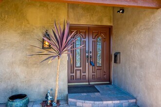 9462 Pier Dr in Huntington Beach, CA - Building Photo - Building Photo