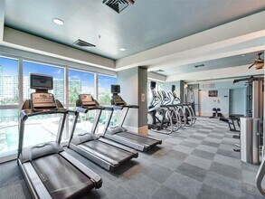 1945 S Ocean Dr, Unit 1405 in Hallandale Beach, FL - Foto de edificio - Building Photo
