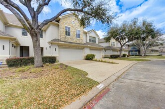 4340 Lake Walk Ct in Missouri City, TX - Building Photo - Building Photo