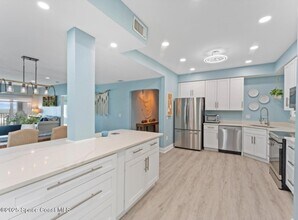 3037 S Hwy A1A in Melbourne Beach, FL - Building Photo - Building Photo