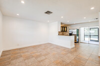 2833 Duke Ln in Delray Beach, FL - Foto de edificio - Building Photo