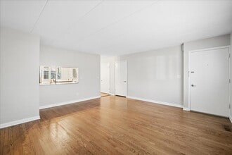 319 Vine Ave in Park Ridge, IL - Building Photo - Building Photo