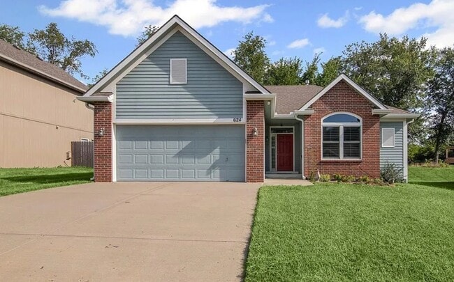 624 NE 99th St in Kansas City, MO - Building Photo - Building Photo