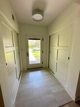 4515 N Lake Dr in Whitefish Bay, WI - Building Photo - Building Photo