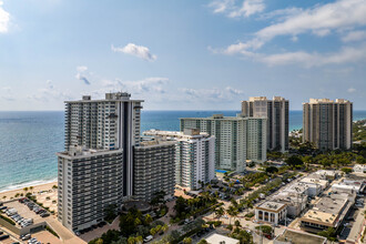 Playa del Sol in Fort Lauderdale, FL - Building Photo - Building Photo