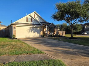 15602 Bluff Park Ct in Cypress, TX - Building Photo - Building Photo