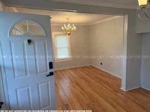 1406 E Fairview Ave in Johnson City, TN - Building Photo - Building Photo