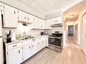 10405 Mansfield Ave in Oak Lawn, IL - Building Photo - Building Photo