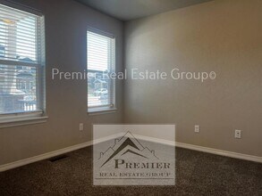 9694 Silver Stirrup Dr in Colorado Springs, CO - Building Photo - Building Photo