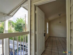 427 Lindsey St in San Marcos, TX - Building Photo - Building Photo