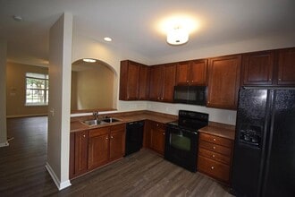 1077 Woodglen Ln in Stallings, NC - Building Photo - Building Photo