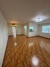 346 Windsor O in West Palm Beach, FL - Building Photo - Building Photo