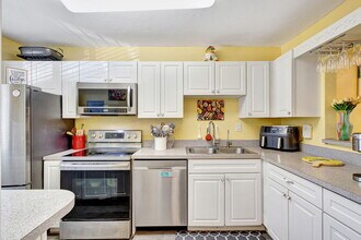139 Sparrow Dr in Royal Palm Beach, FL - Building Photo - Building Photo