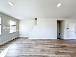 195 Sioux Lp in Winchester, VA - Building Photo - Building Photo