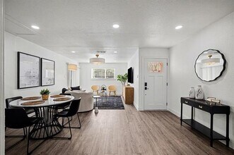 716 E Pecan St in Hurst, TX - Building Photo - Building Photo