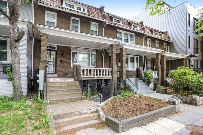 property at 7135 Georgia Ave NW