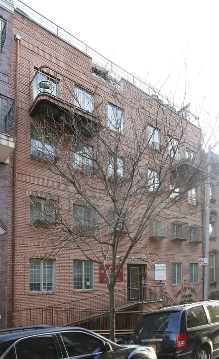 171 S 9th St in Brooklyn, NY - Building Photo