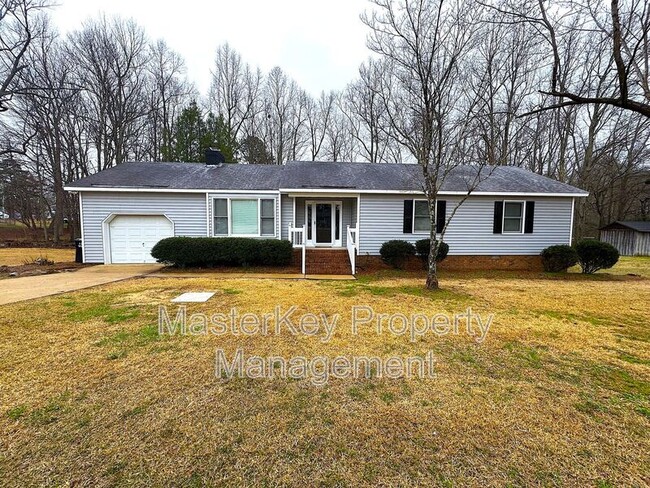 property at 1424 Roy Averette Dr