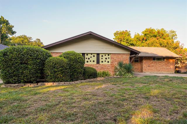 property at 4422 Dalny St