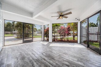 10283 114th Terrace N in Largo, FL - Building Photo - Building Photo