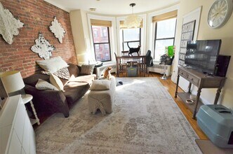 407 Marlborough St, Unit 22 in Boston, MA - Foto de edificio - Building Photo