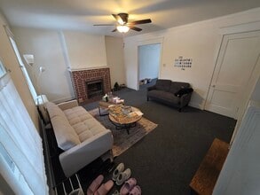 5514 Wilkins Ave in Pittsburgh, PA - Foto de edificio - Building Photo