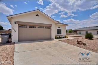 14920 Tim Hardaway in El Paso, TX - Building Photo - Building Photo