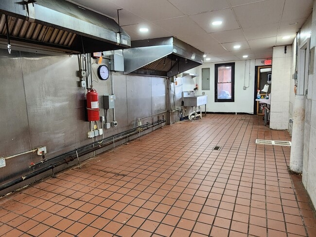 27 Main St, Unit 27 Main Street in Brockport, NY - Foto de edificio - Building Photo