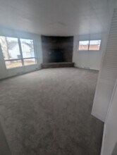 208 W 6th St, Unit 1 in Kaukauna, WI - Building Photo - Building Photo