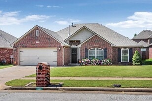 1801 E Montgomery St in Broken Arrow, OK - Building Photo