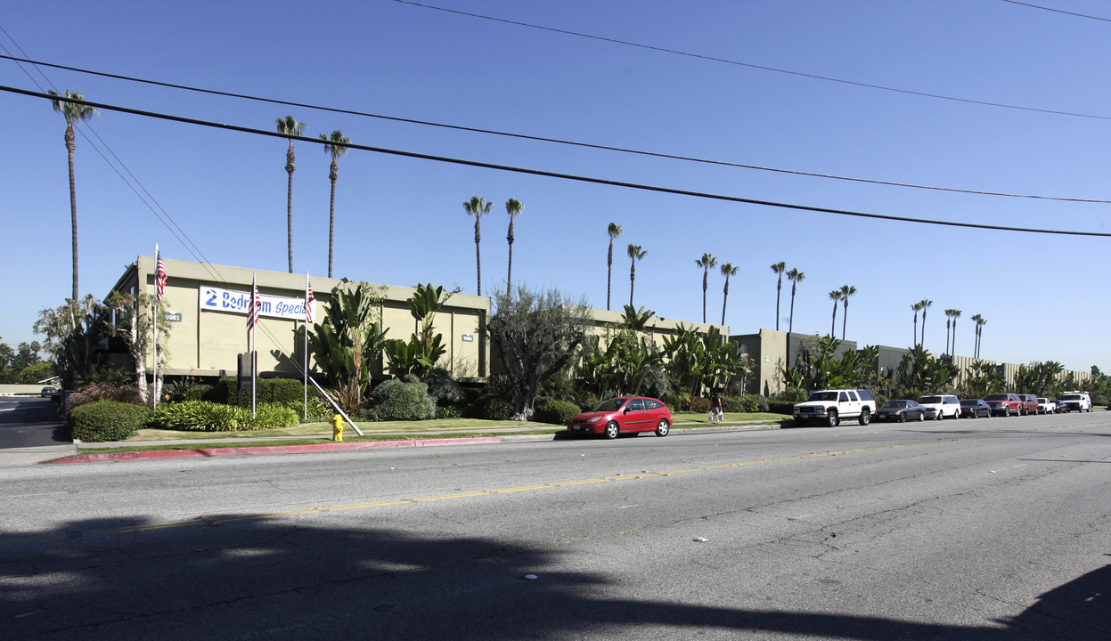 Olivewood Apartments in Anaheim, CA - Building Photo