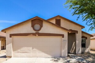11522 W Wethersfield Rd in El Mirage, AZ - Building Photo