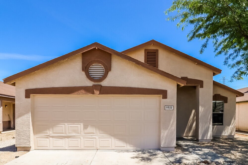 11522 W Wethersfield Rd in El Mirage, AZ - Building Photo