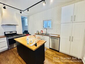 1814 Dupont Ave N in Minneapolis, MN - Building Photo - Building Photo